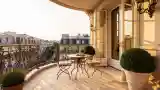 Balcony w elegancji Paryża