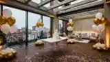 Wysoki Loft z Oknami na Miasto