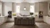 Elegant Kitchen in Marble Tone
