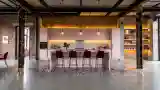 Industriálny salon z kuchyni