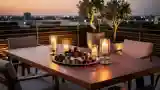 Drewniany Balkon w Stylu Mid Century