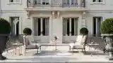 Terrasa Elegancji Marmuru i Żelaza