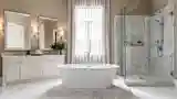 Klasyczna łazienka z marmurem