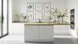 Minimalistyczna Kuchnia z Drewnem