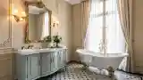 Lakoniczny salon z wanną
